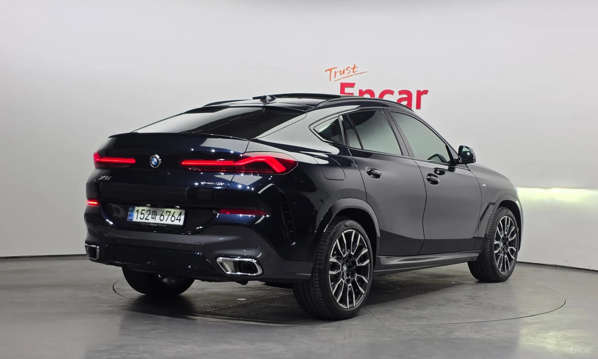 X6 (G06)