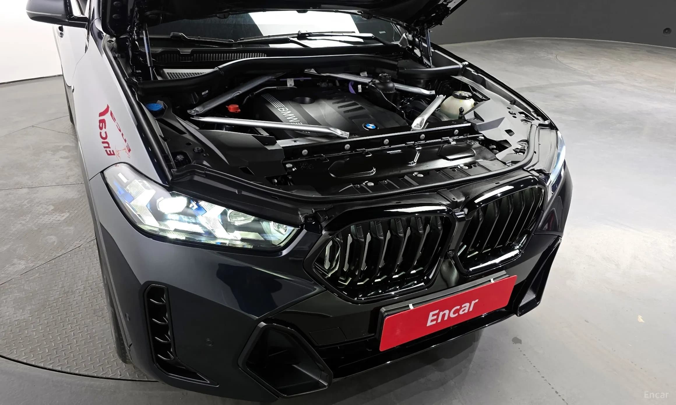 X6 (G06)