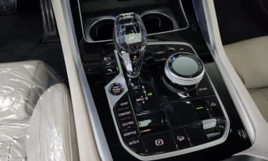 X6 (G06)