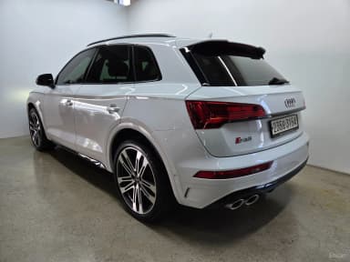 SQ5 (FY)