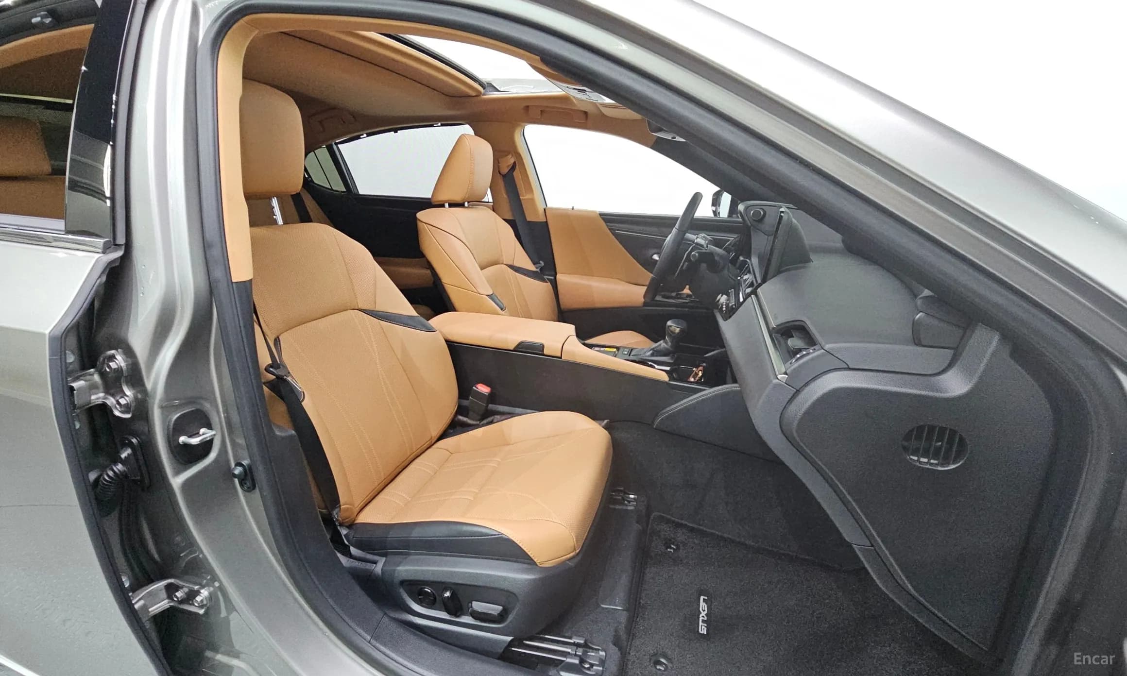 ES300h 7th Generation