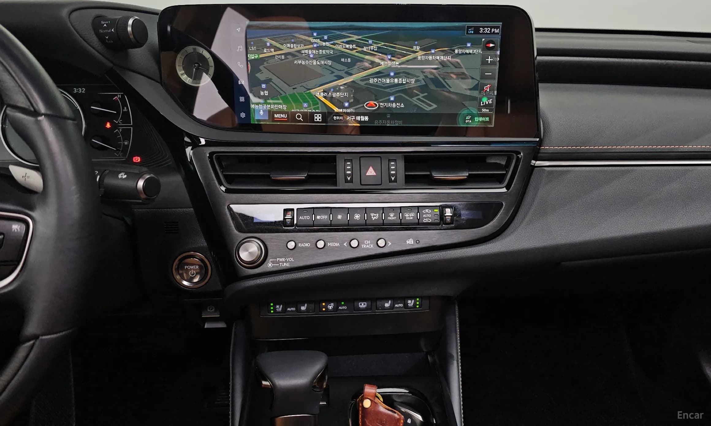 ES300h 7th Generation