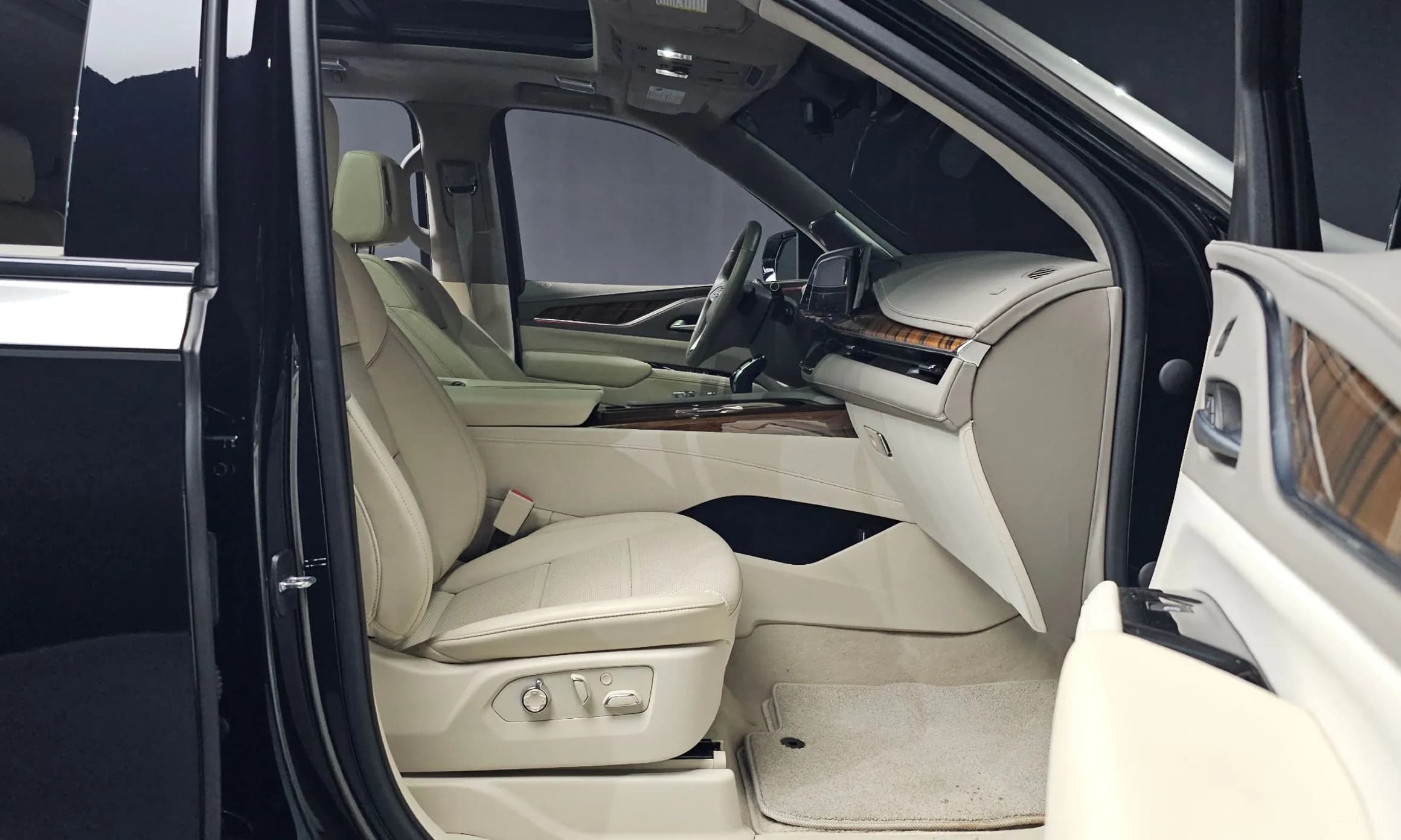 Escalade 5th Generation