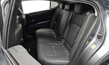 ES300h 7th Generation