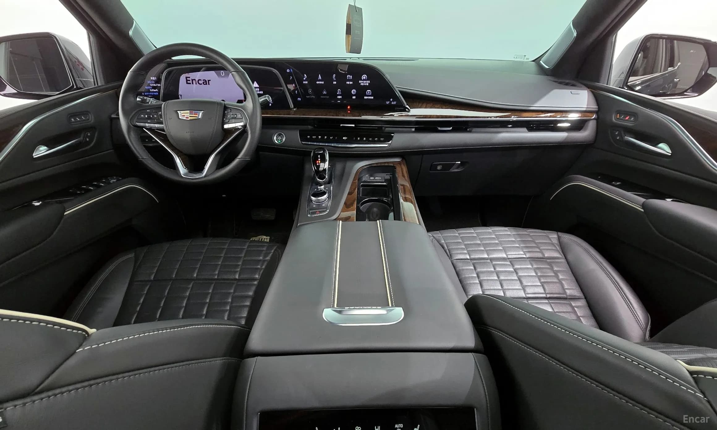 Escalade 5th Generation