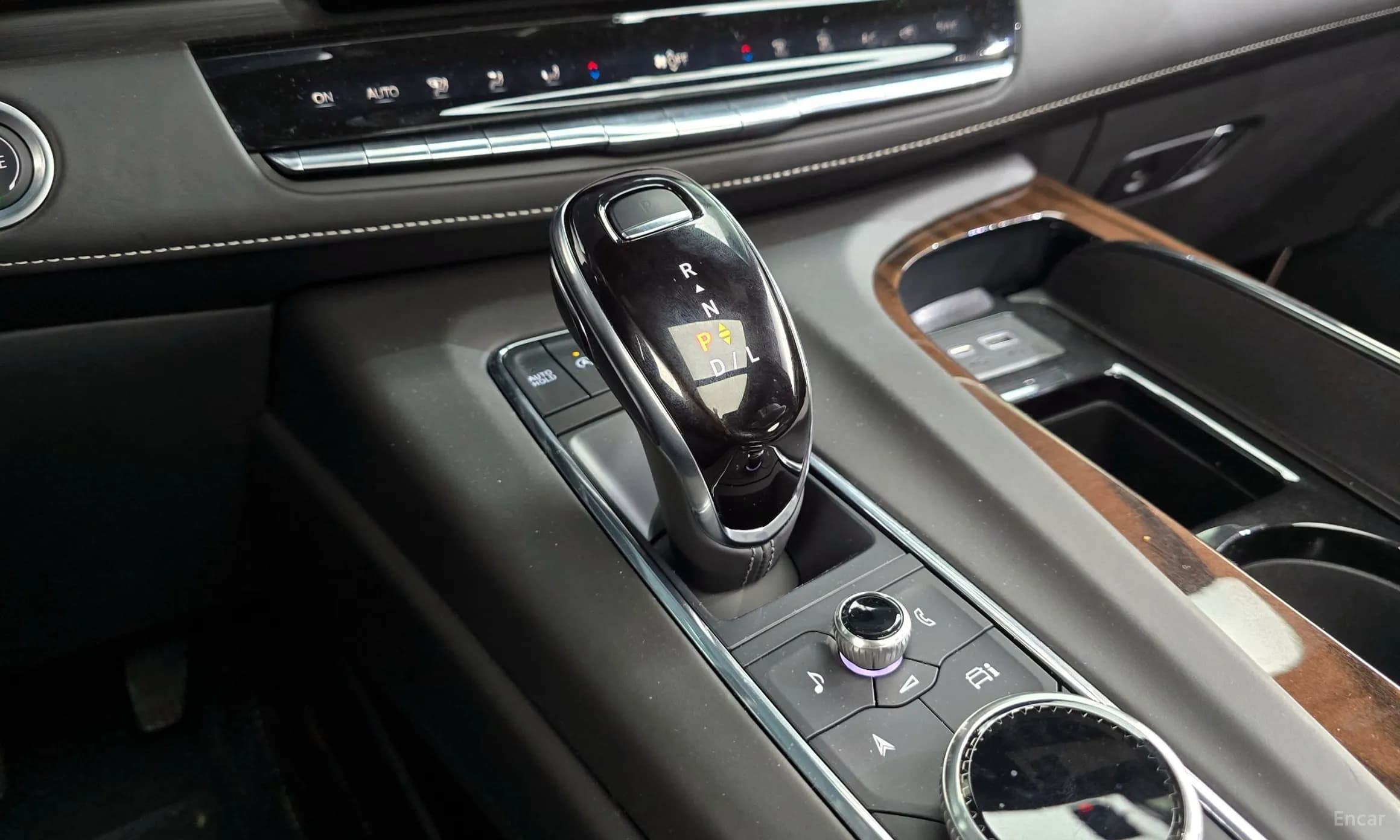 Escalade 5th Generation