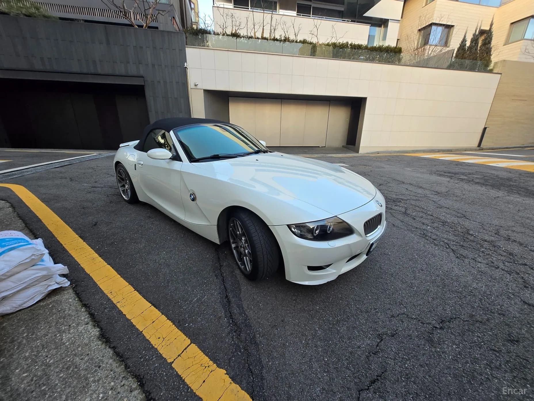 Z4 (E85)