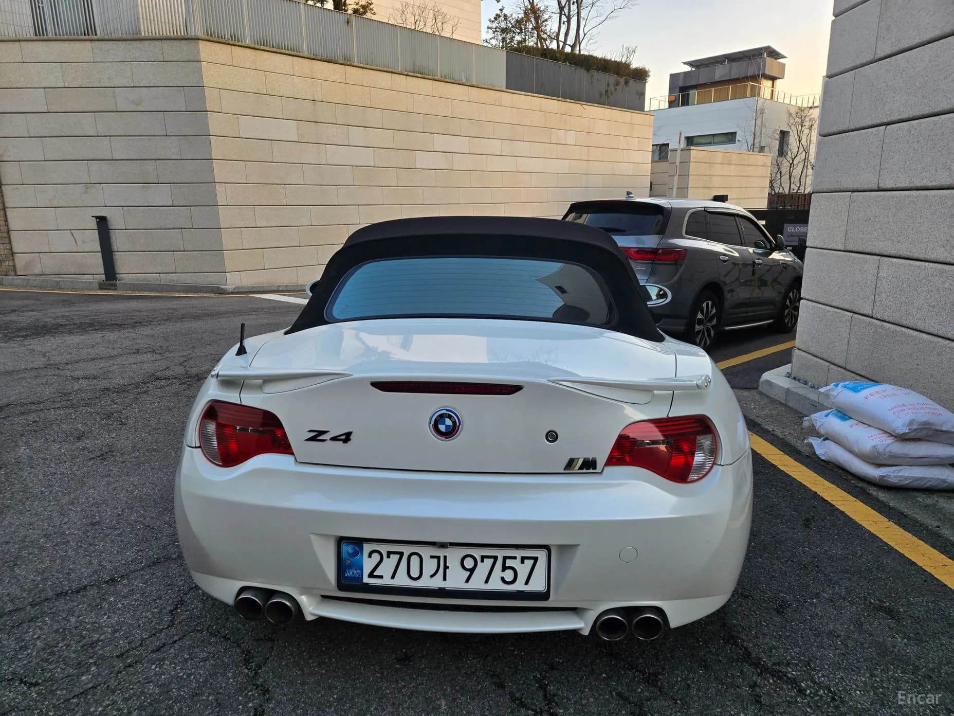 Z4 (E85)