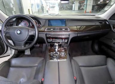7 Series (F01)