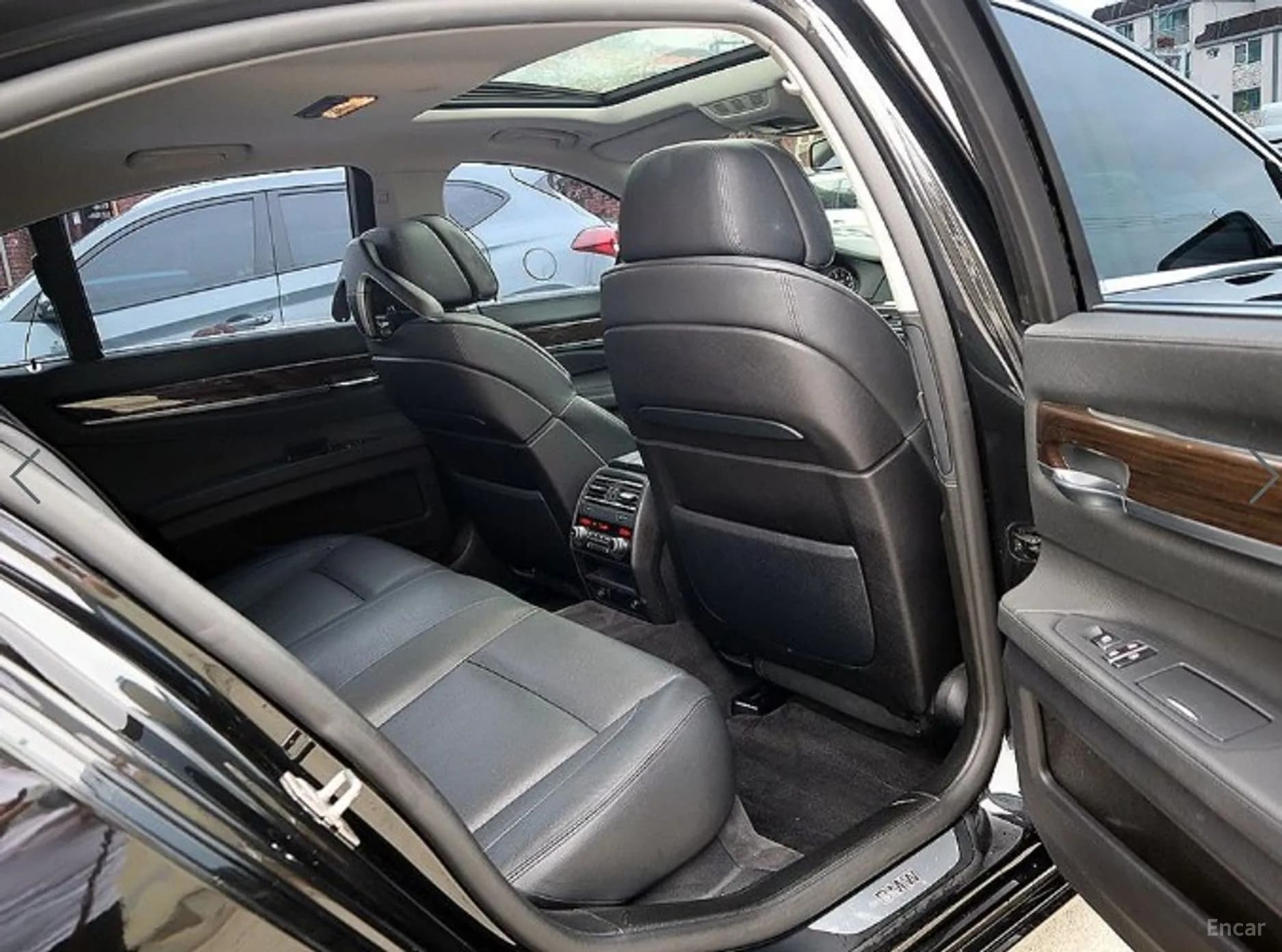 7 Series (F01)