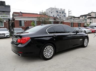 7 Series (F01)