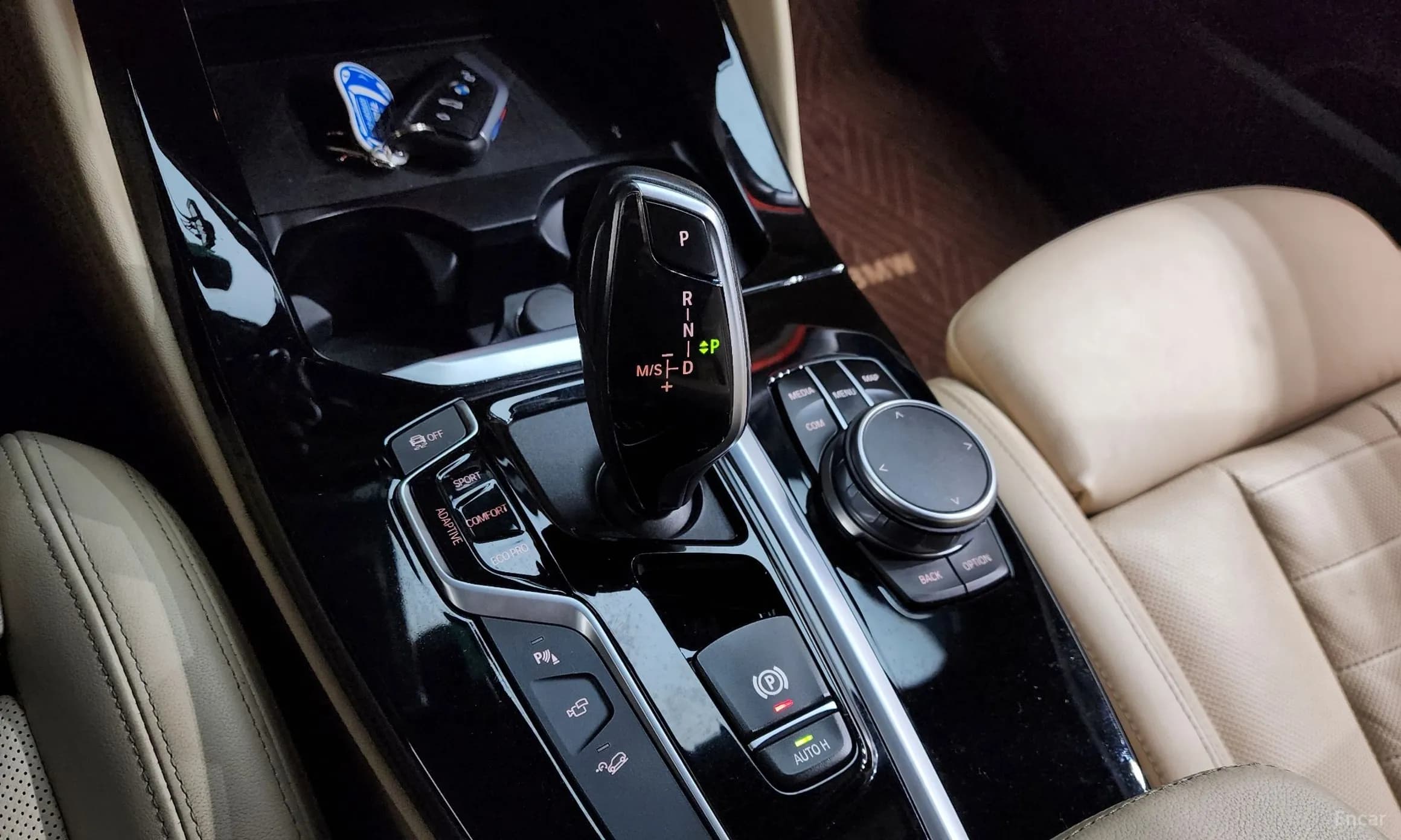X4 (G02)