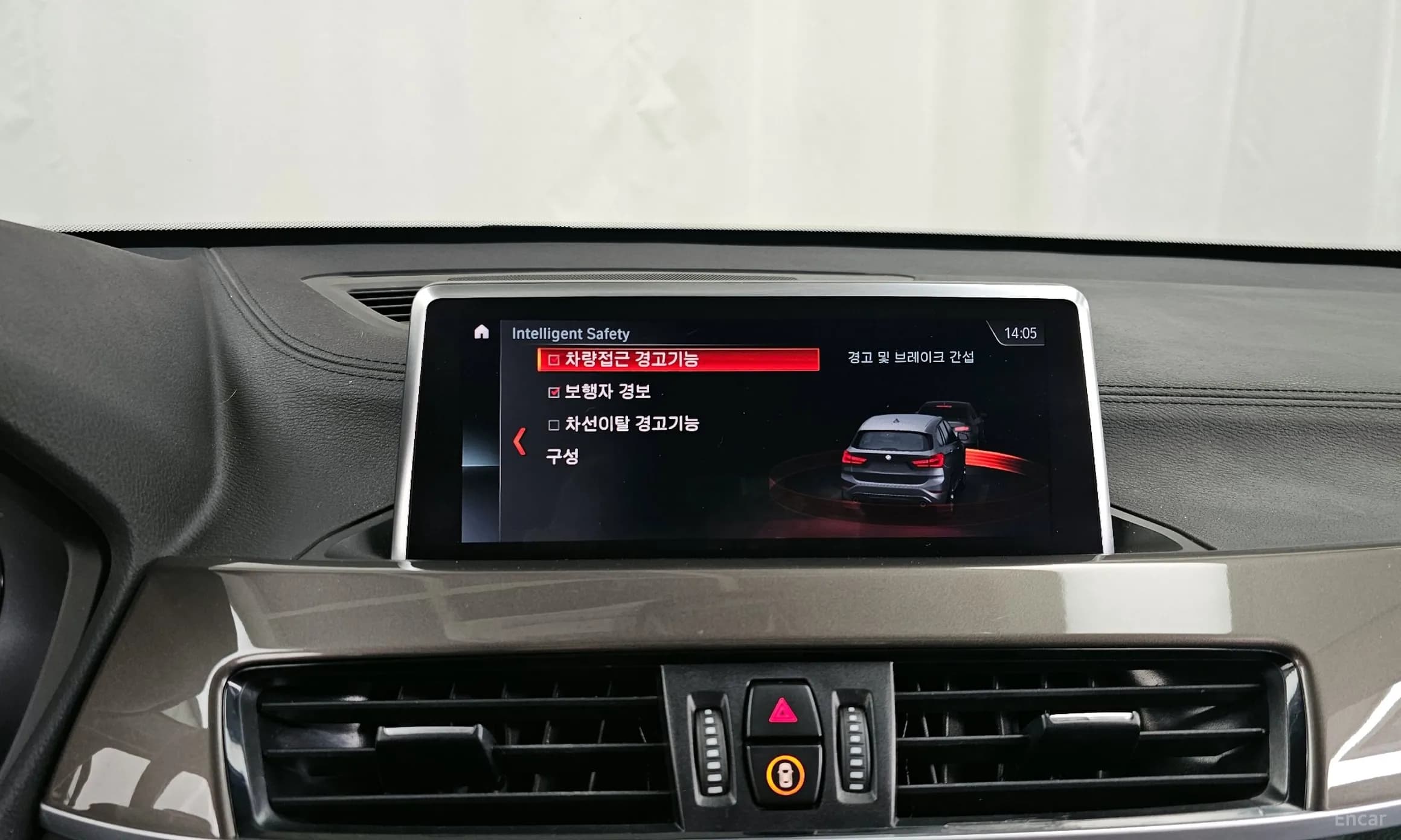 X1 (F48)