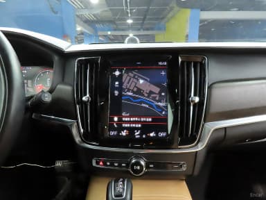 V90 Cross Country