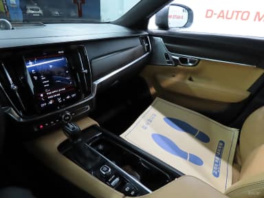 V90 Cross Country