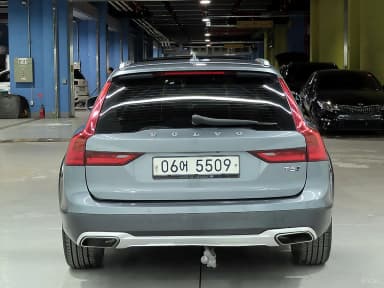 V90 Cross Country