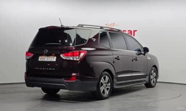 Korando Turismo