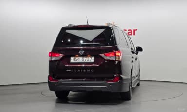 Korando Turismo