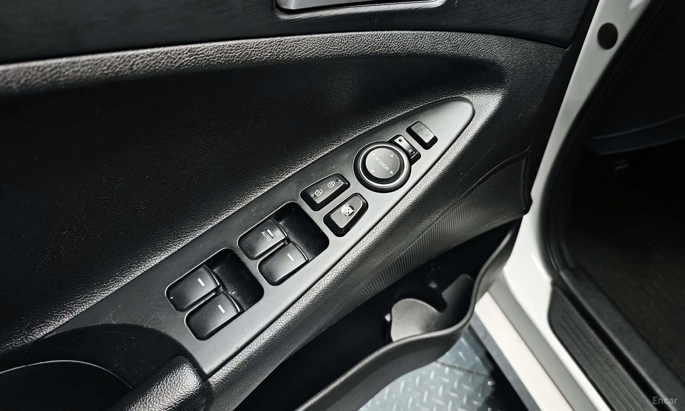 Sonata the Brilliant