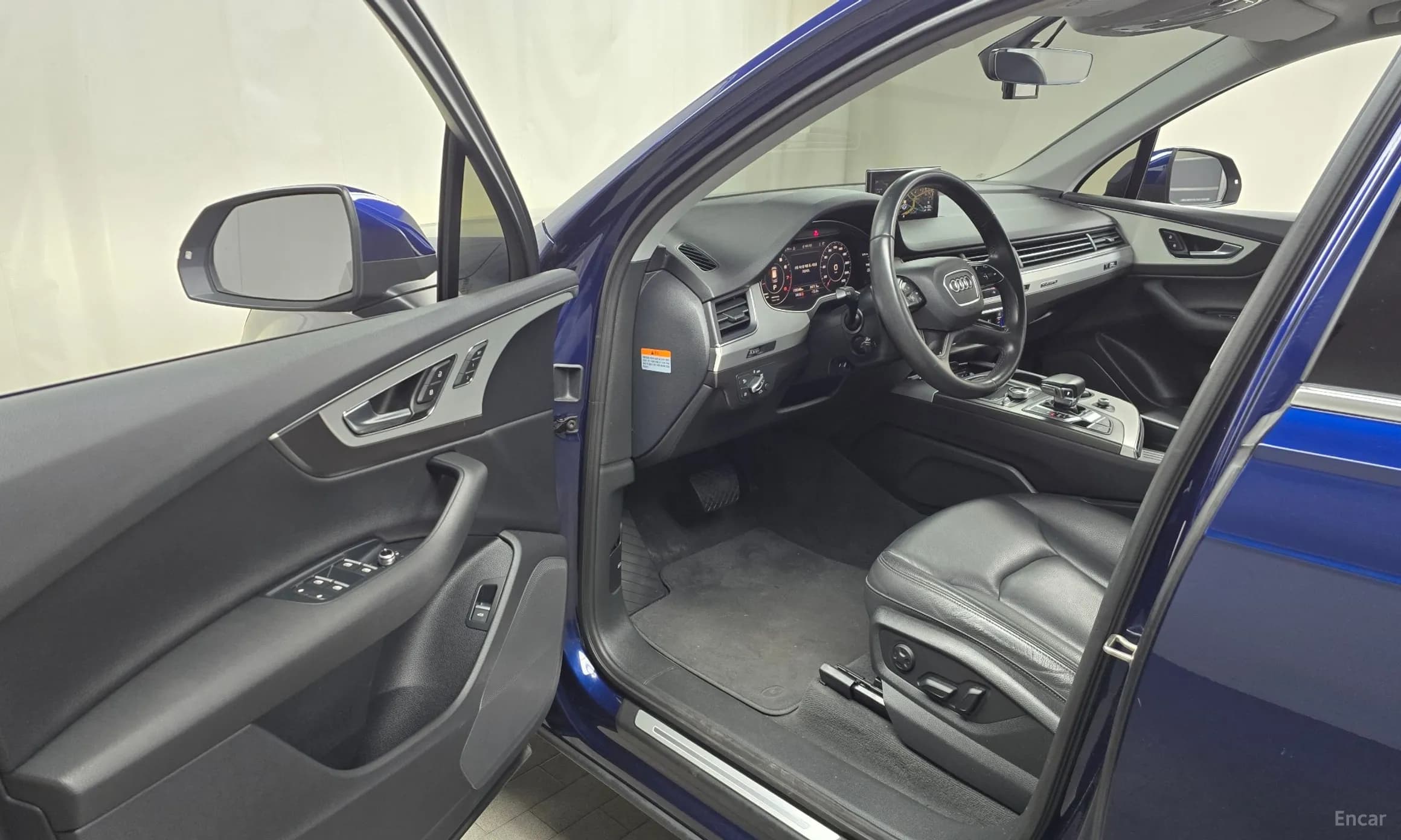 Q7 (4M)