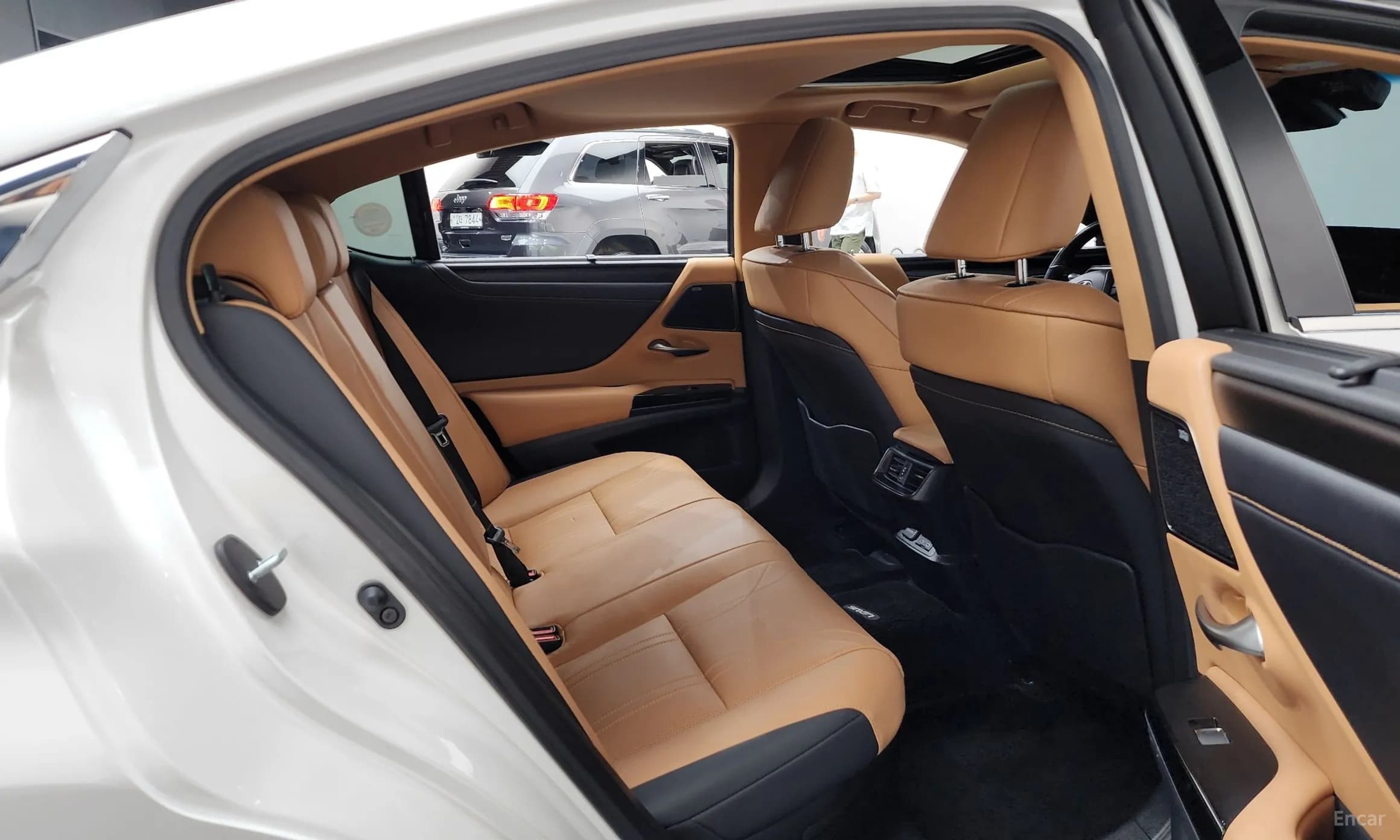 ES300h 7th Generation