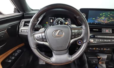 ES300h 7th Generation