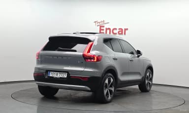 XC40