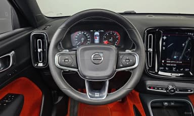 XC40