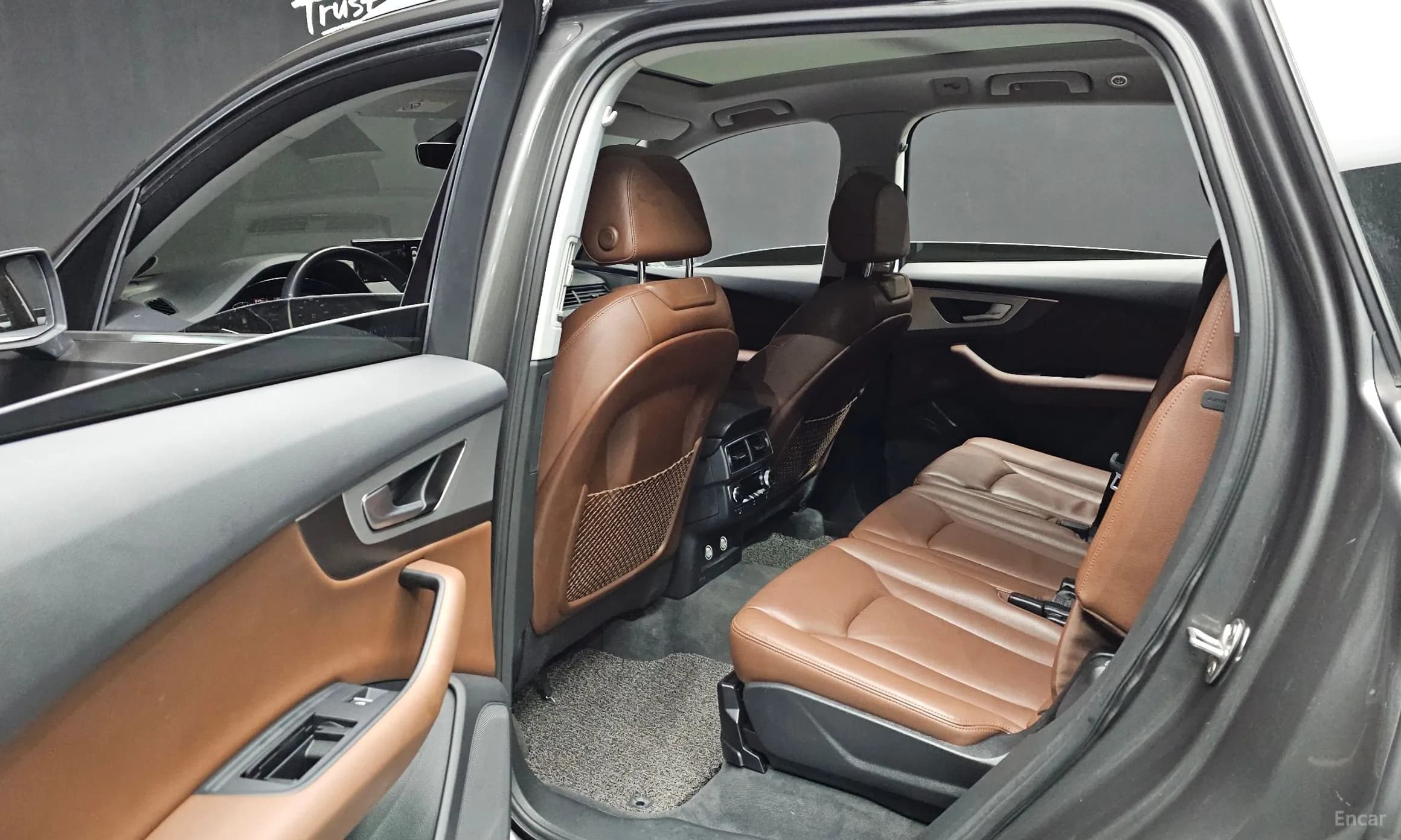 Q7 (4M)