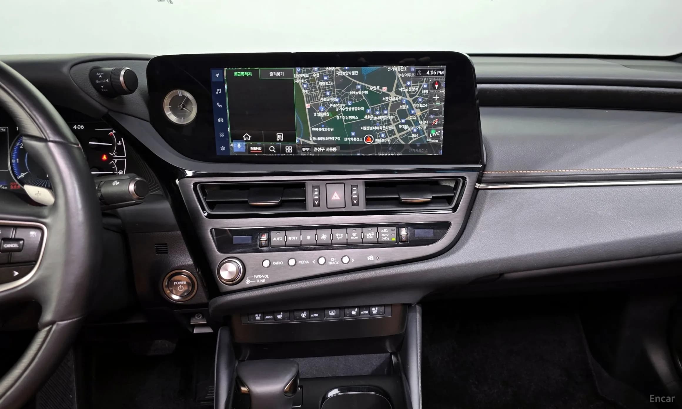 ES300h 7th Generation