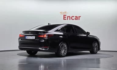 ES300h 7th Generation