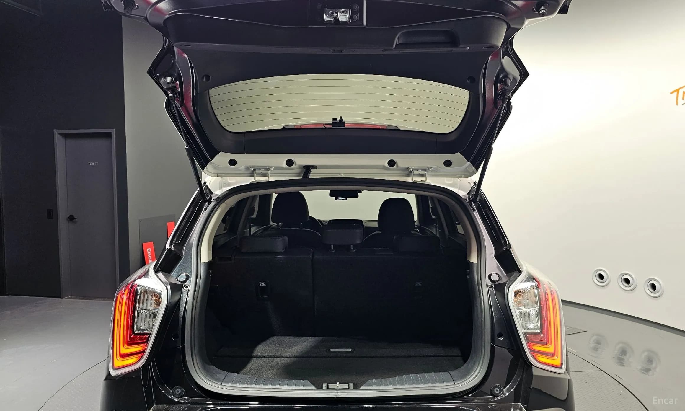Berry New Tivoli