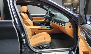 7 Series (G11)