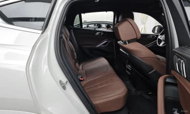 X6 (G06)