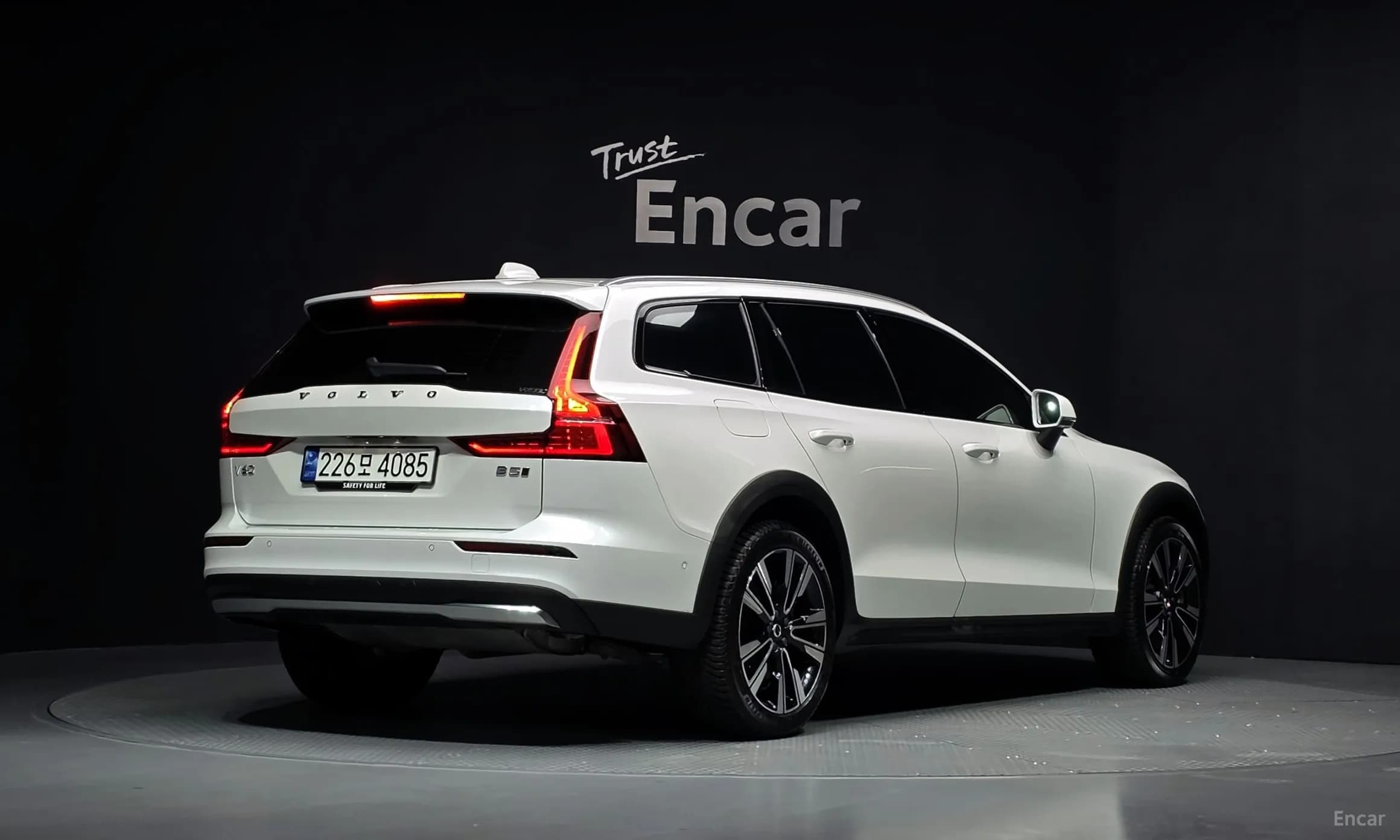 V60 Cross-Country 2nd Generation