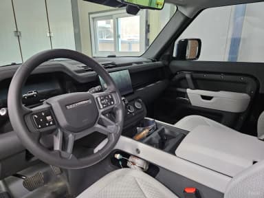 Defender (L663)