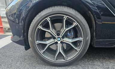 X6 (G06)