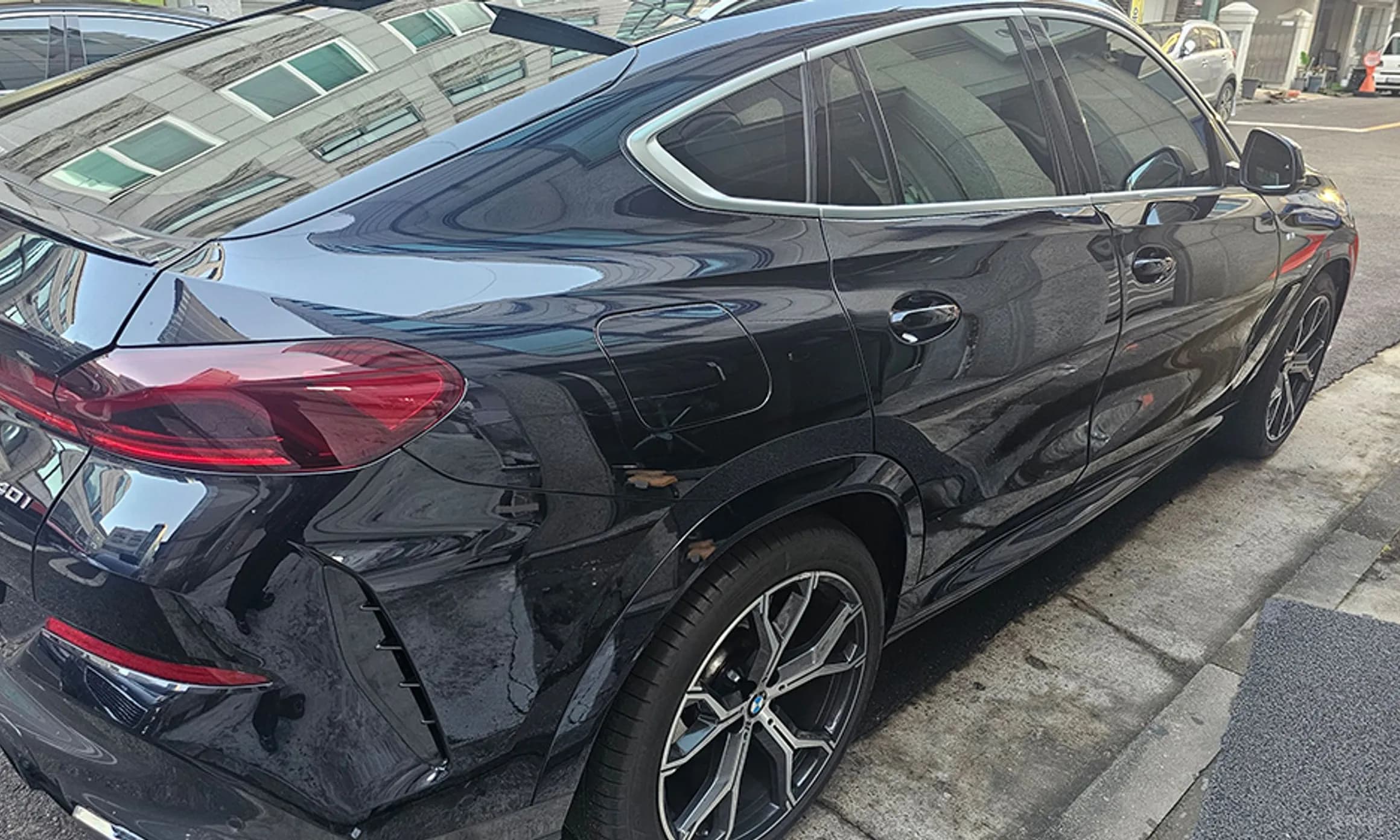 X6 (G06)