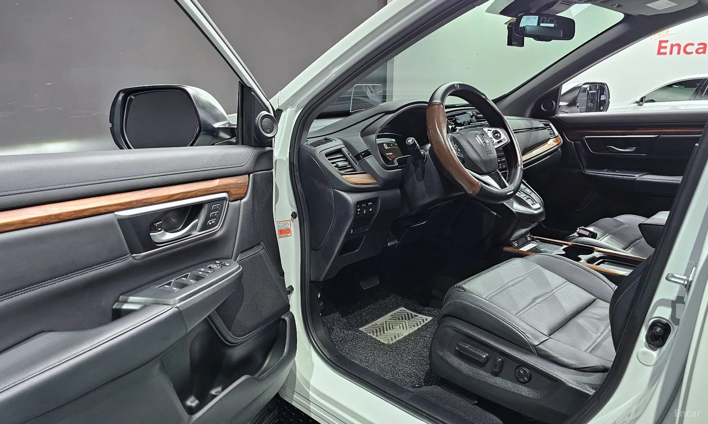 CR-V 5th generation