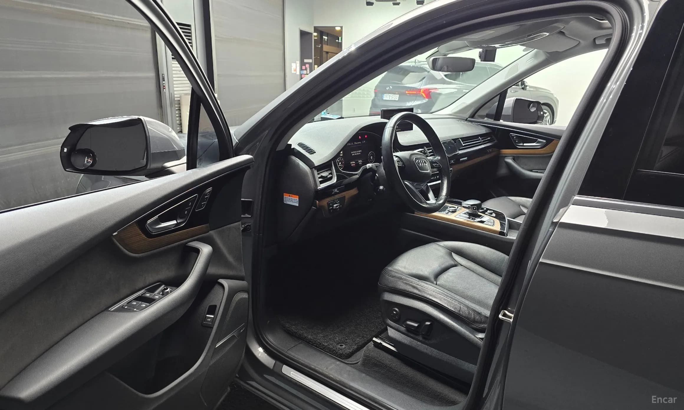 Q7 (4M)