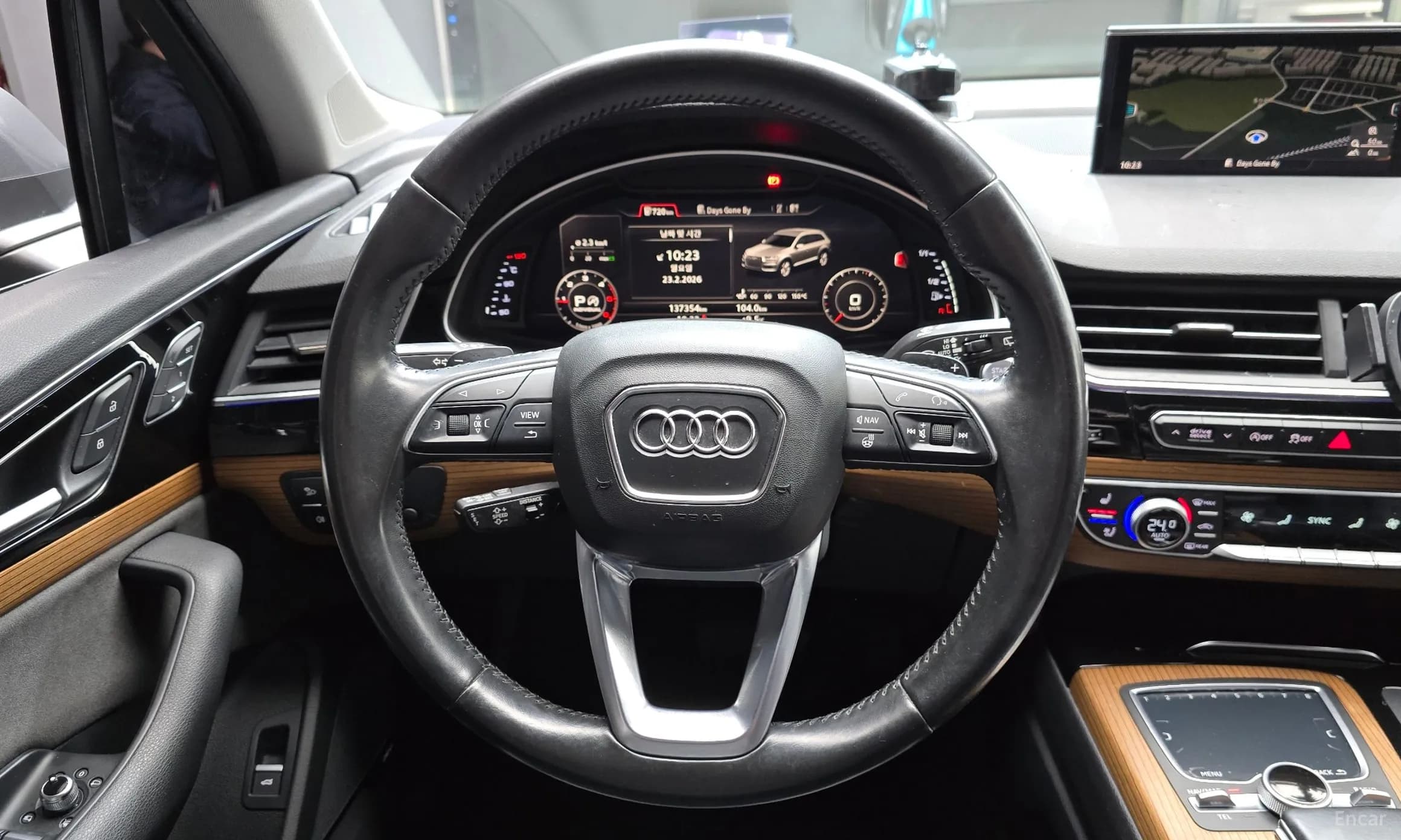 Q7 (4M)