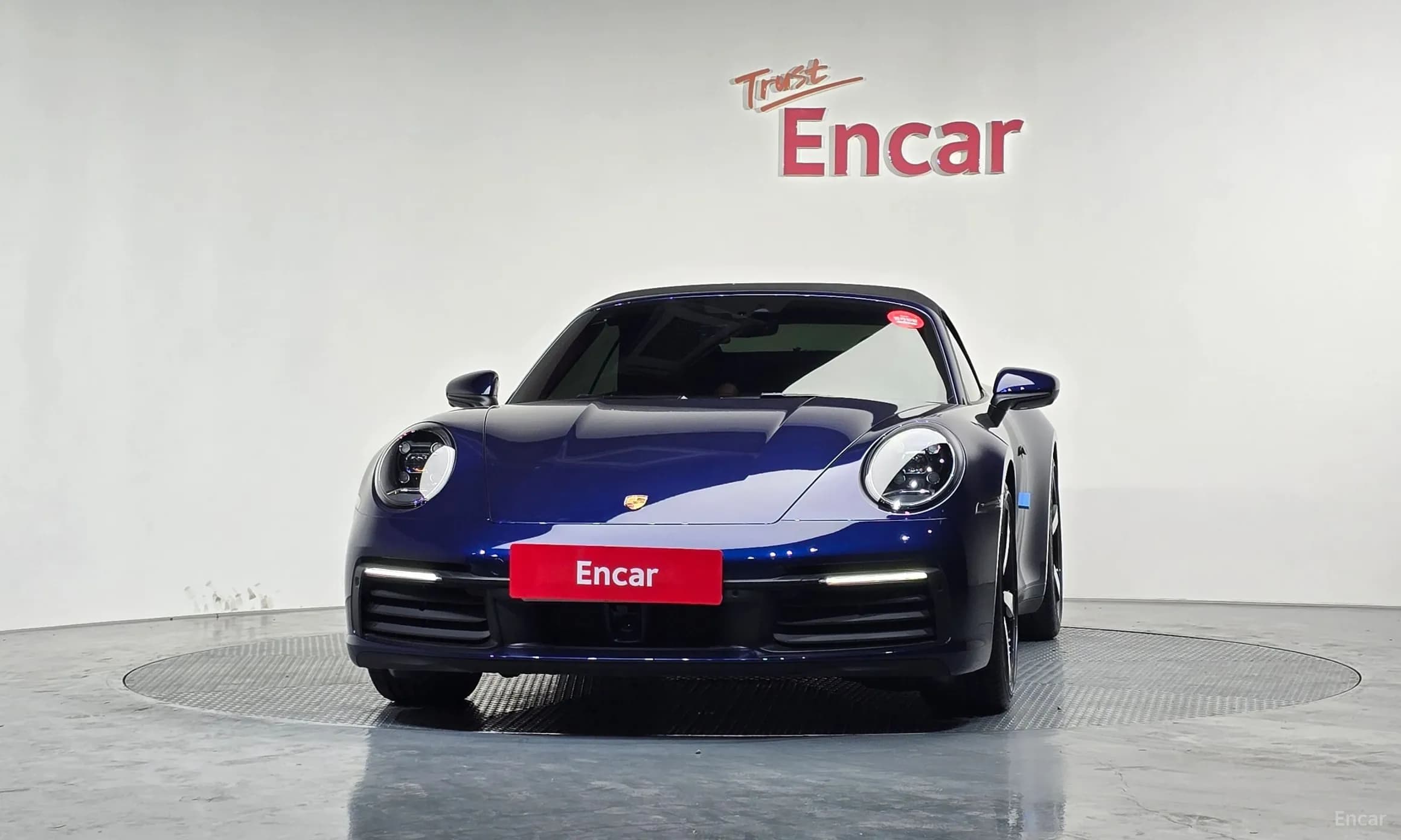 911 (992)