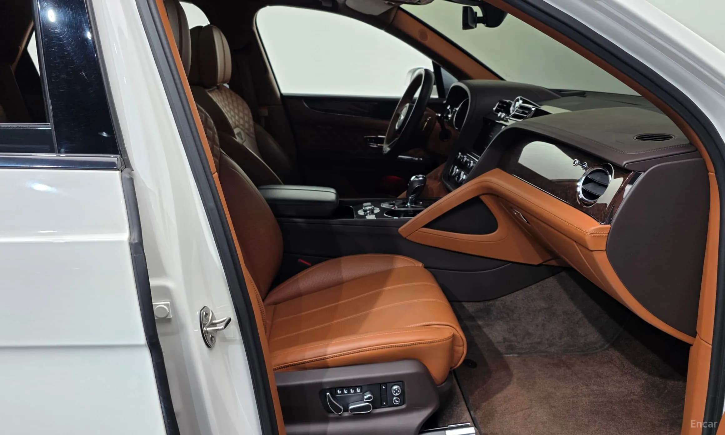 Bentayga