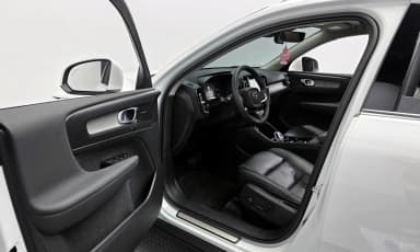 XC40