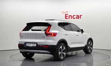 XC40