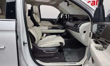 Navigator 4th generation