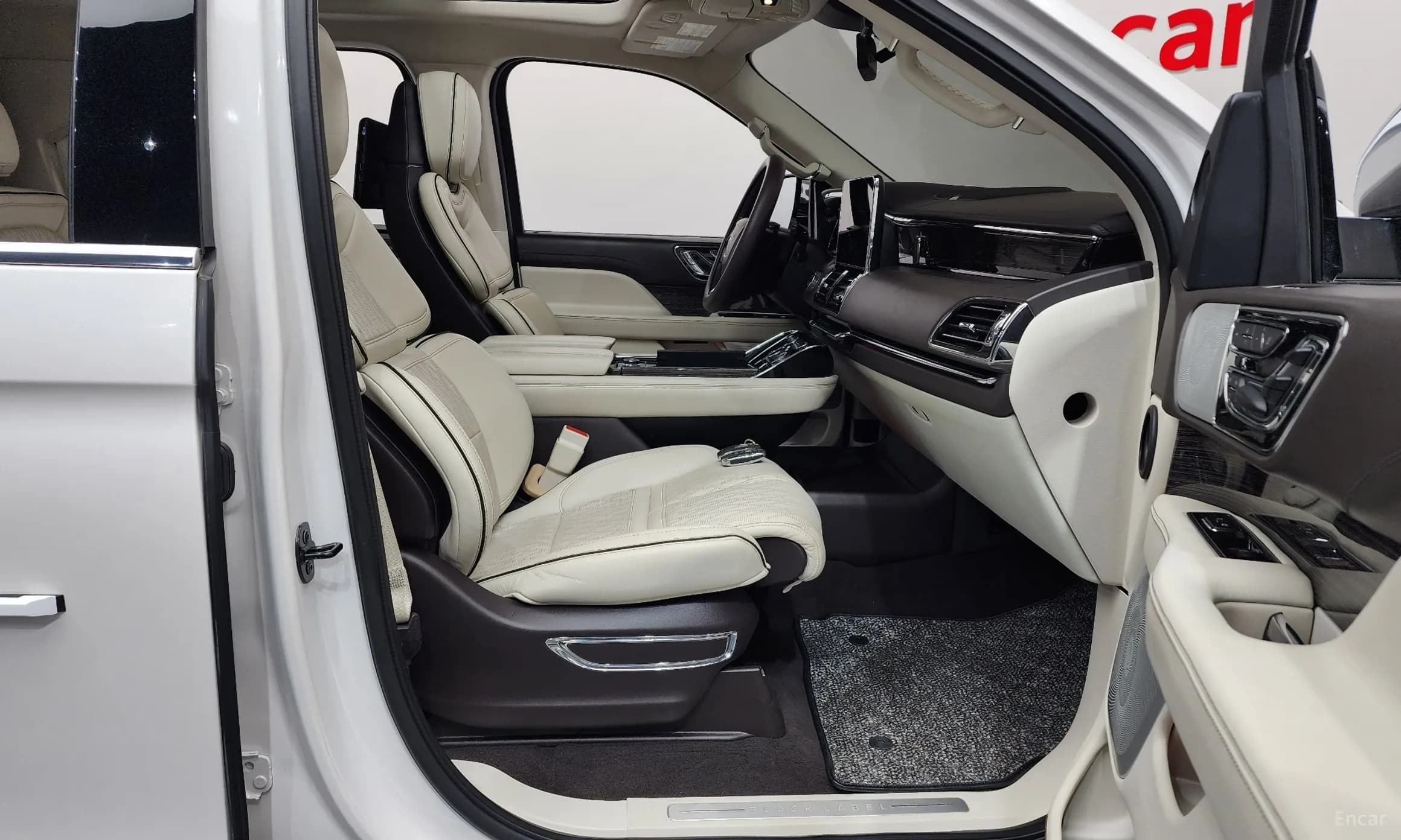 Navigator 4th generation