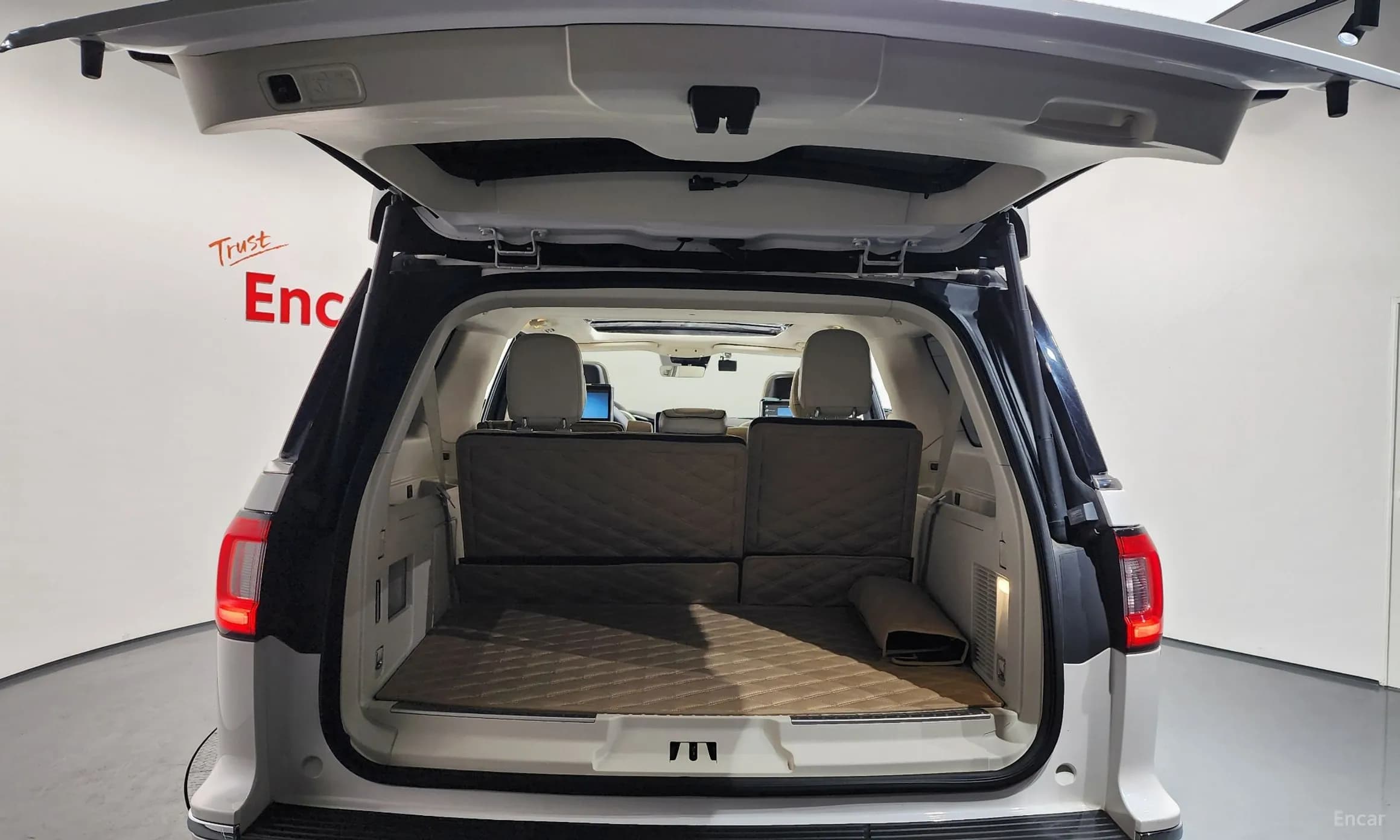 Navigator 4th generation