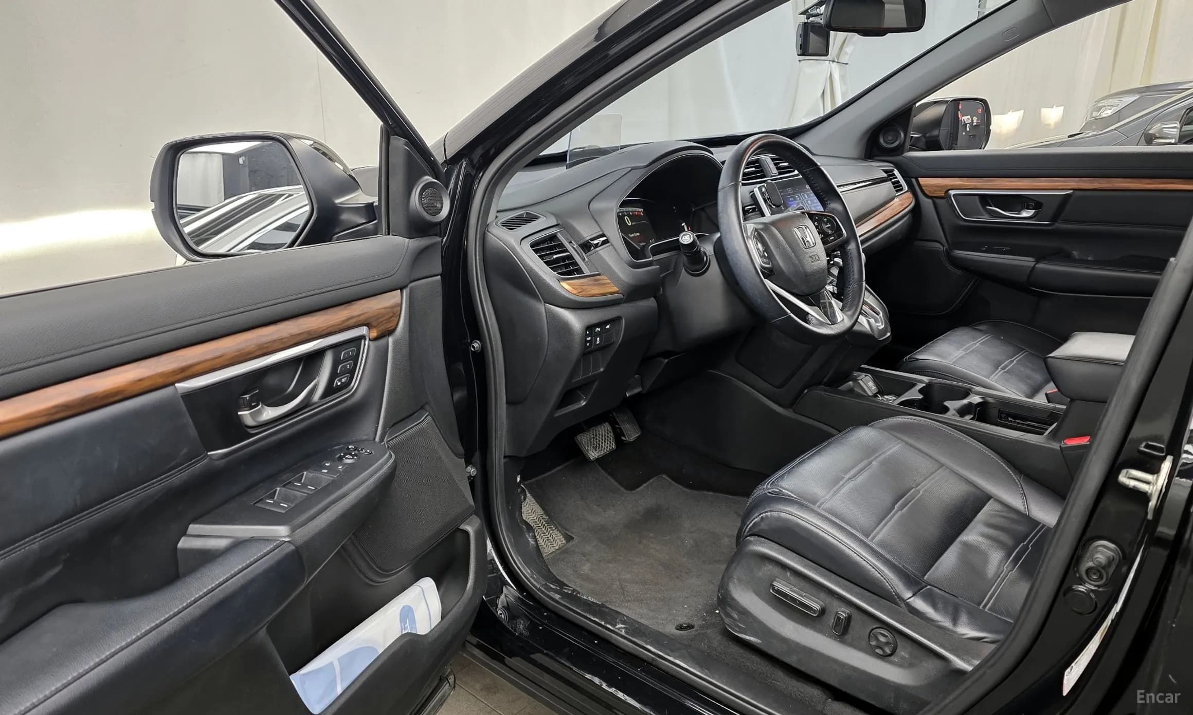 CR-V 5th generation