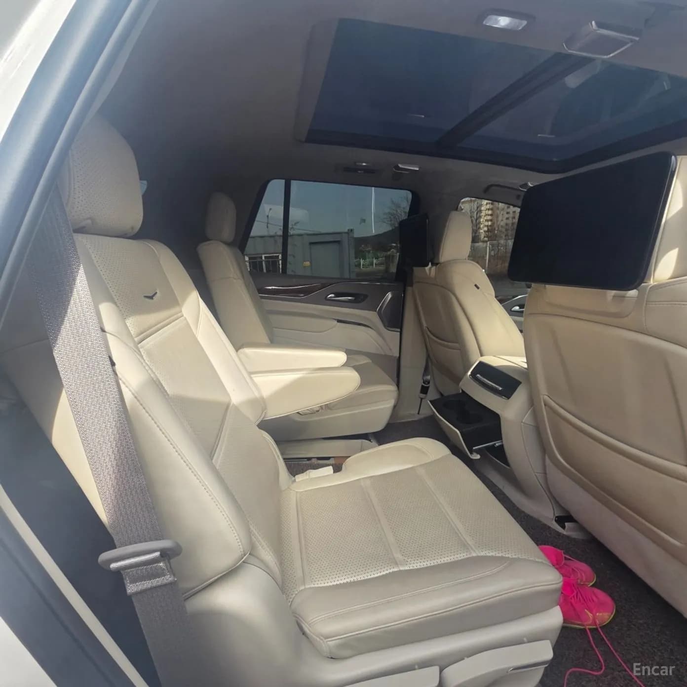 Escalade 5th Generation